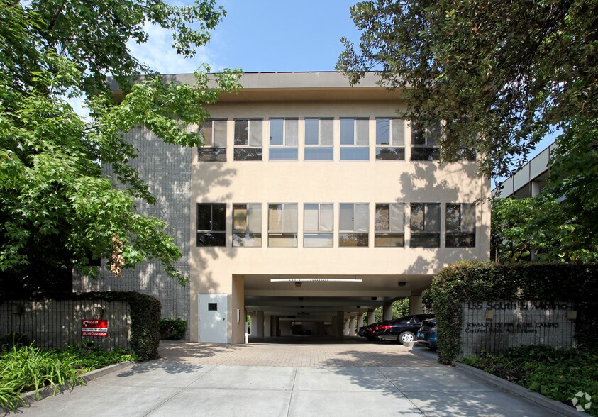 155 S El Molino Ave, Pasadena, CA à louer - Photo de l’immeuble – Image 1 sur 4