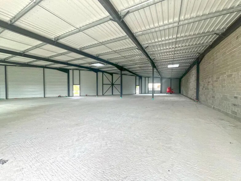 Local commercial dans Merville à louer - Photo intérieure – Image 3 sur 3