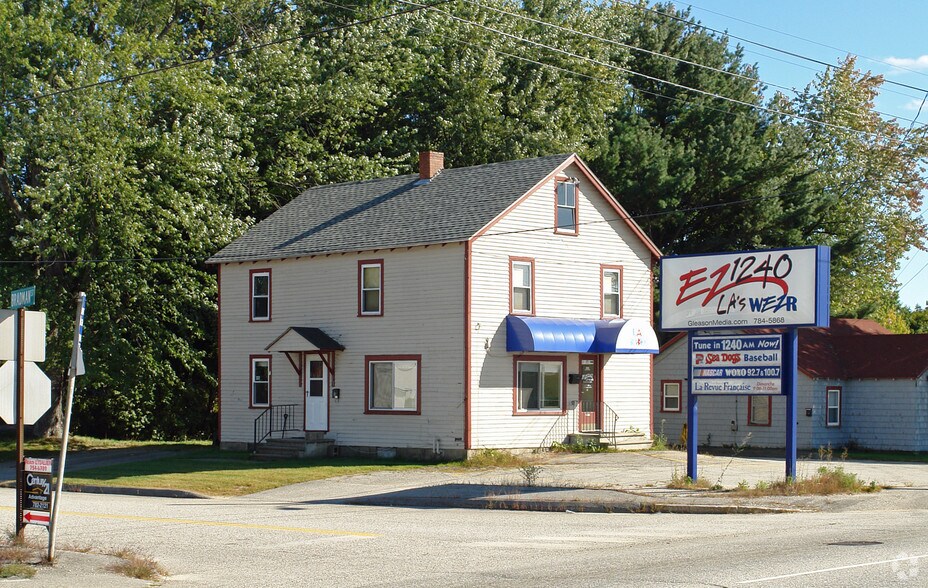 555 Center St, Auburn, ME à vendre - Photo de l’immeuble – Image 2 sur 2