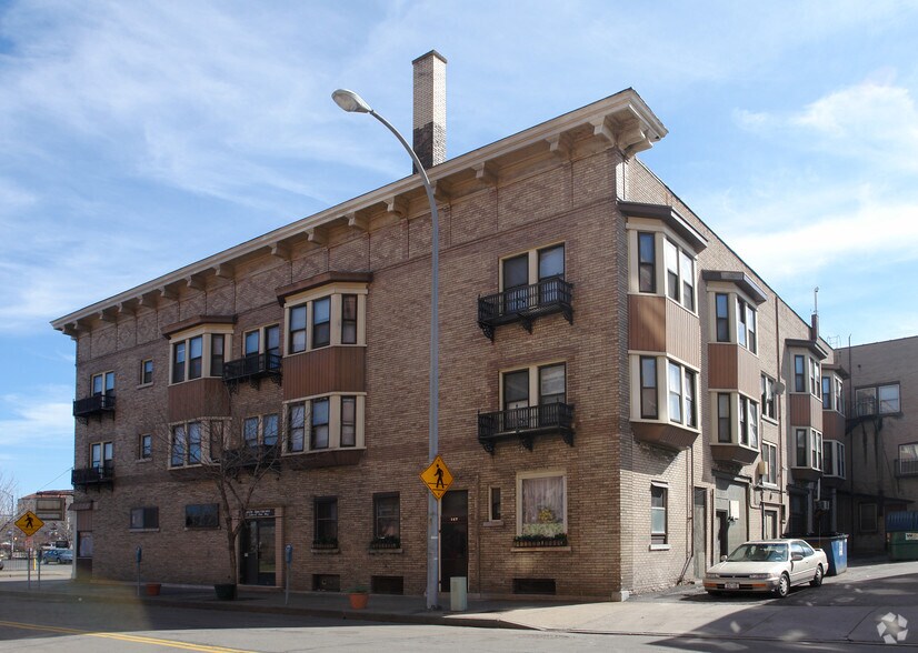 127-147 Liberty Pole Way, Rochester, NY à louer - Photo de l’immeuble – Image 2 sur 35