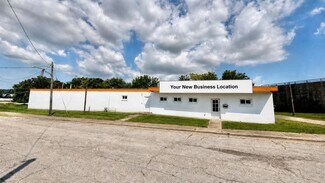 Plus de détails pour 707 N Lumber St, Bloomington, IL - Industriel/Logistique à vendre