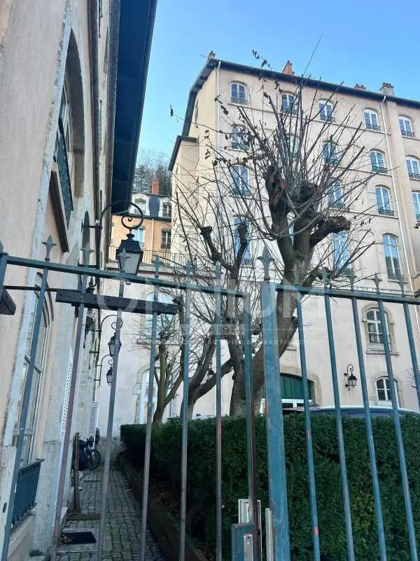 Bureau dans Lyon à vendre Photo de l’immeuble– Image 1 sur 10