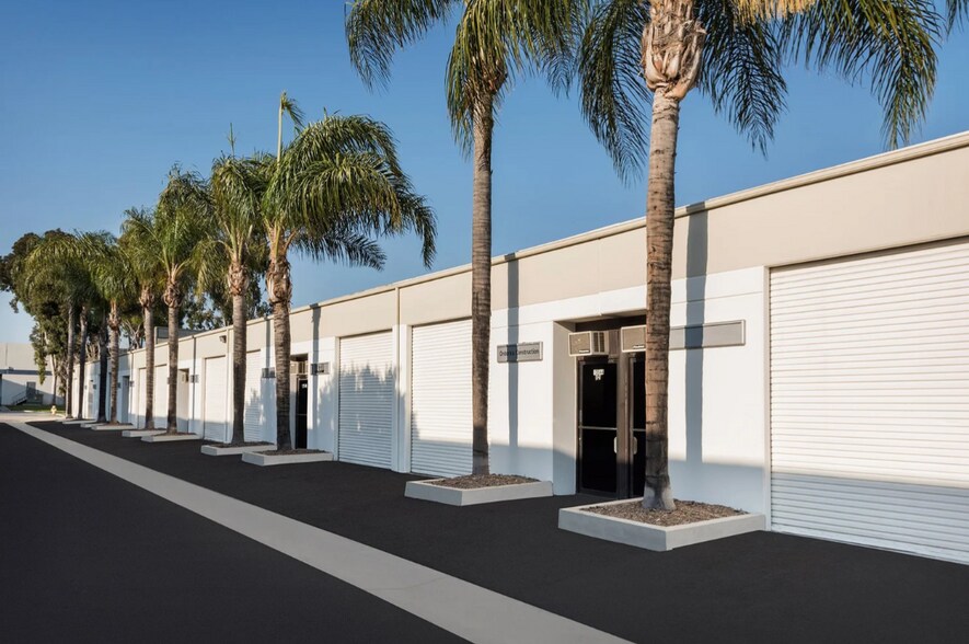 13538-13594 Pumice St, Norwalk, CA à louer - Photo de l’immeuble – Image 2 sur 4