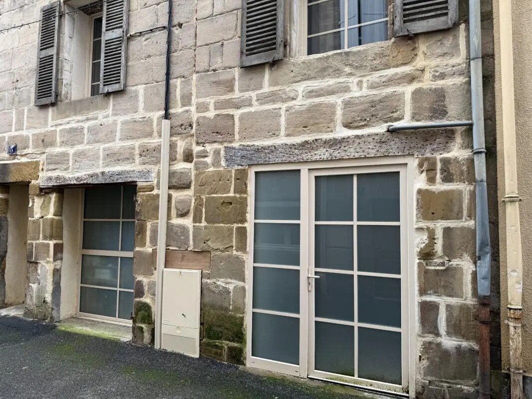 Bureau dans Brive-la-Gaillarde à louer Photo de l’immeuble– Image 1 sur 5