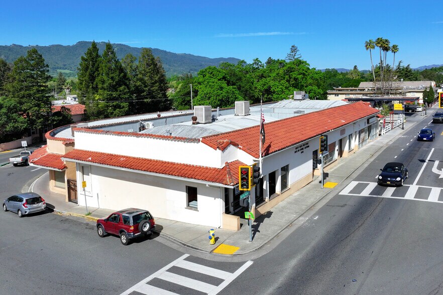 22 Boyes Blvd, Boyes Hot Springs, CA à vendre - Photo de l’immeuble – Image 3 sur 12