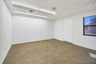 1873 Everlee Rd, Jacksonville, FL à louer Photo intérieure– Image 1 sur 26