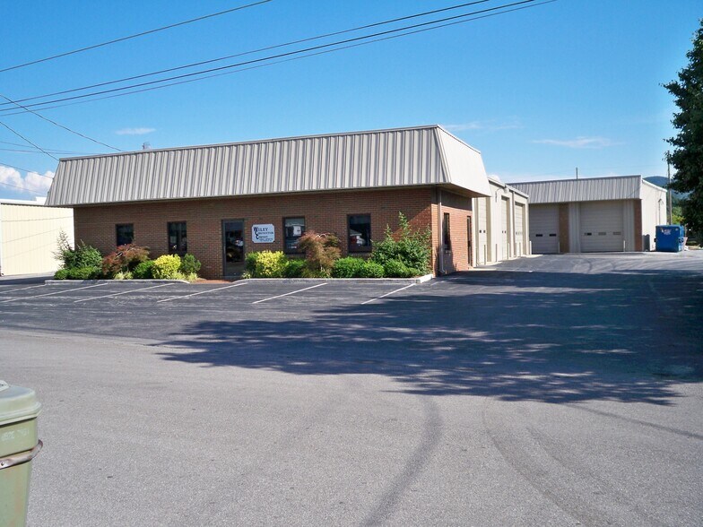 600 Roanoke St, Salem, VA à louer - Photo de l’immeuble – Image 2 sur 10