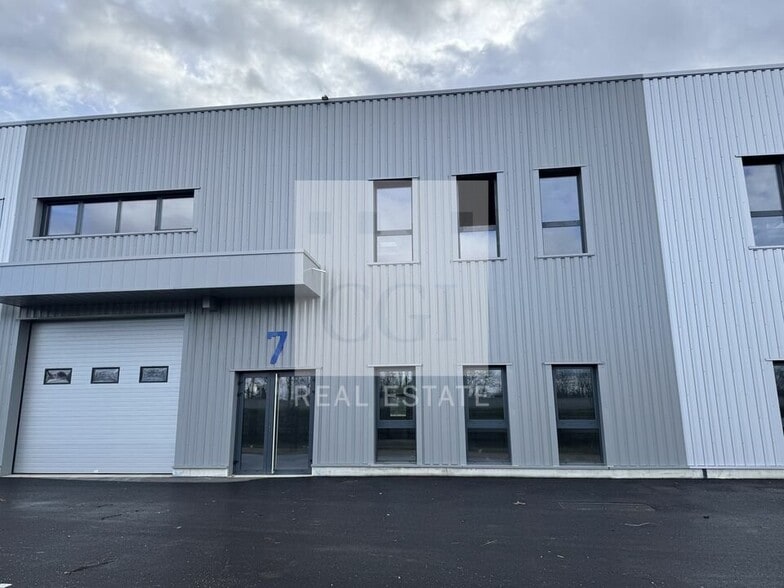 23 Petite Rue De La Plaine, Bourgoin-Jallieu à vendre - Photo de l’immeuble – Image 2 sur 12