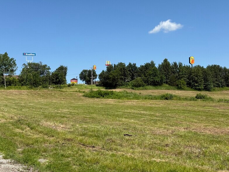 0000 Americana, Boonville, MO à vendre - Photo de l’immeuble – Image 1 sur 2