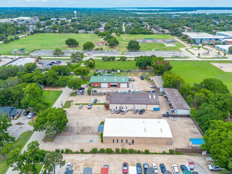 110 Gotcher Ave, Lake Dallas, TX à vendre - Aérien – Image 3 sur 47