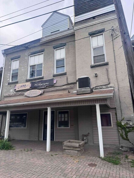 Huge Johnstown Real Estate Portfolio portefeuille de 3 biens à vendre sur LoopNet.fr - Photo de l’immeuble – Image 2 sur 10