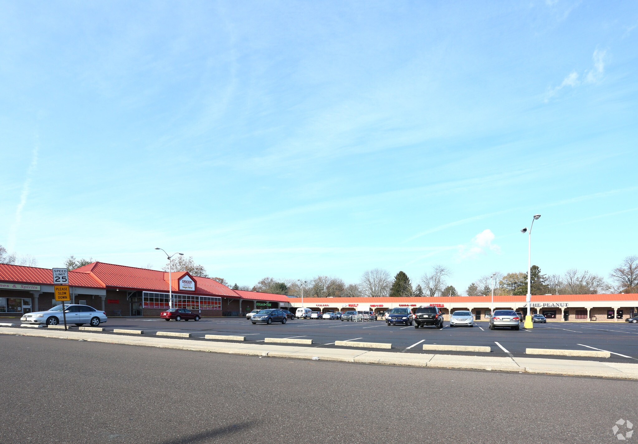 301 N Lewis Rd, Royersford, PA à louer Photo principale– Image 1 sur 4