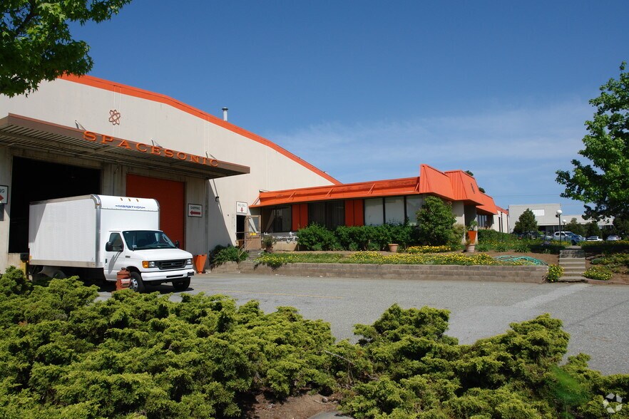266 Industrial Rd, San Carlos, CA à louer - Photo principale – Image 1 sur 2