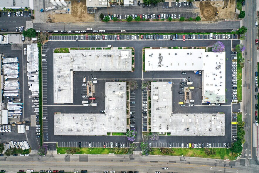 1240 N Jefferson St, Anaheim, CA à vendre - Photo de l’immeuble – Image 2 sur 79