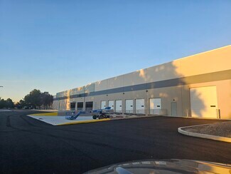 Plus de détails pour 4910-4990 Longley Ln, Reno, NV - Industriel/Logistique à louer