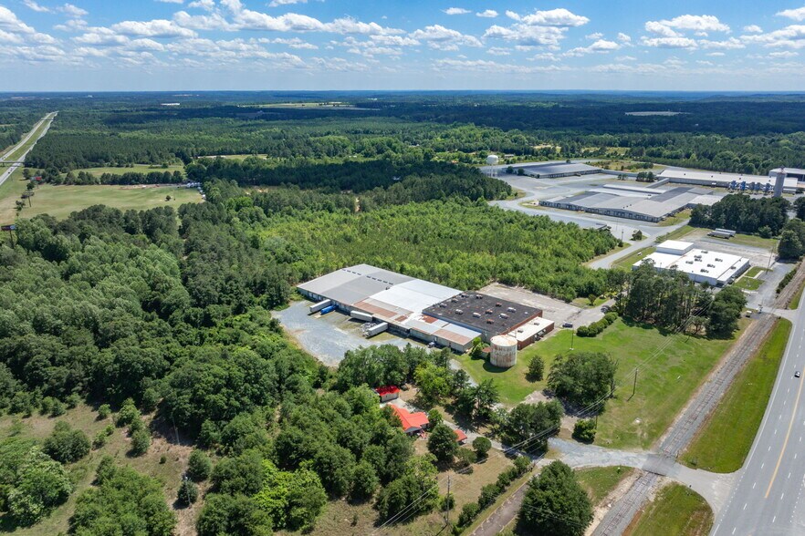 520 E Main St, Candor, NC à vendre - Photo de l’immeuble – Image 3 sur 13