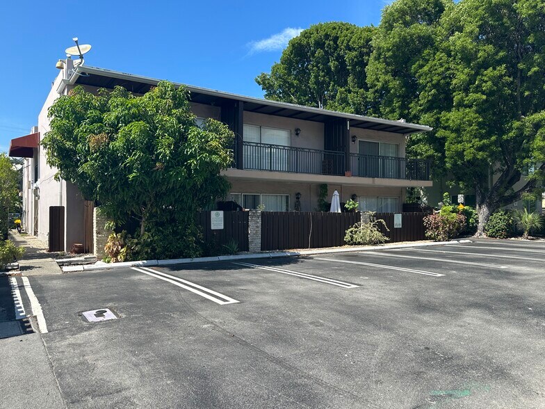 2313 NE 2nd St, Pompano Beach, FL à vendre - Photo de l’immeuble – Image 3 sur 29