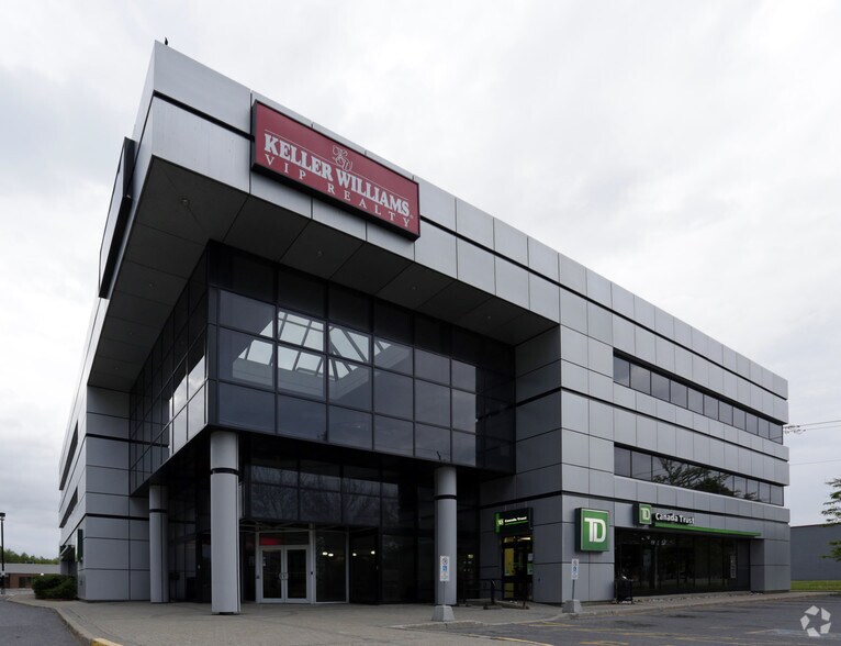 245 Menten Pl, Ottawa, ON à louer - Photo de l’immeuble – Image 2 sur 15