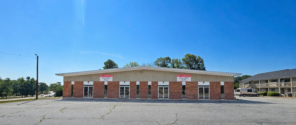 2212 Old Furnace Rd, Boiling Springs, SC à louer - Photo de l’immeuble – Image 1 sur 3