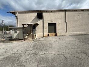 204 Red Rd, McMinnville, TN à louer Photo intérieure– Image 2 sur 22