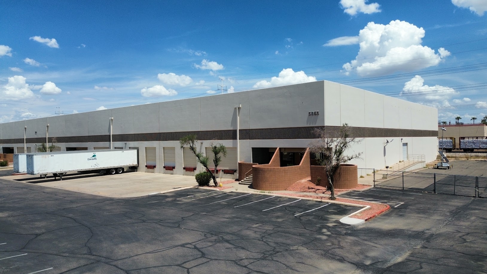 5865 S Kyrene Rd, Tempe, AZ à louer Photo de l’immeuble– Image 1 sur 5