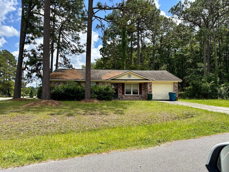 1141 Bonnie Ln, Mount Pleasant, SC à vendre - Photo de l’immeuble – Image 3 sur 30