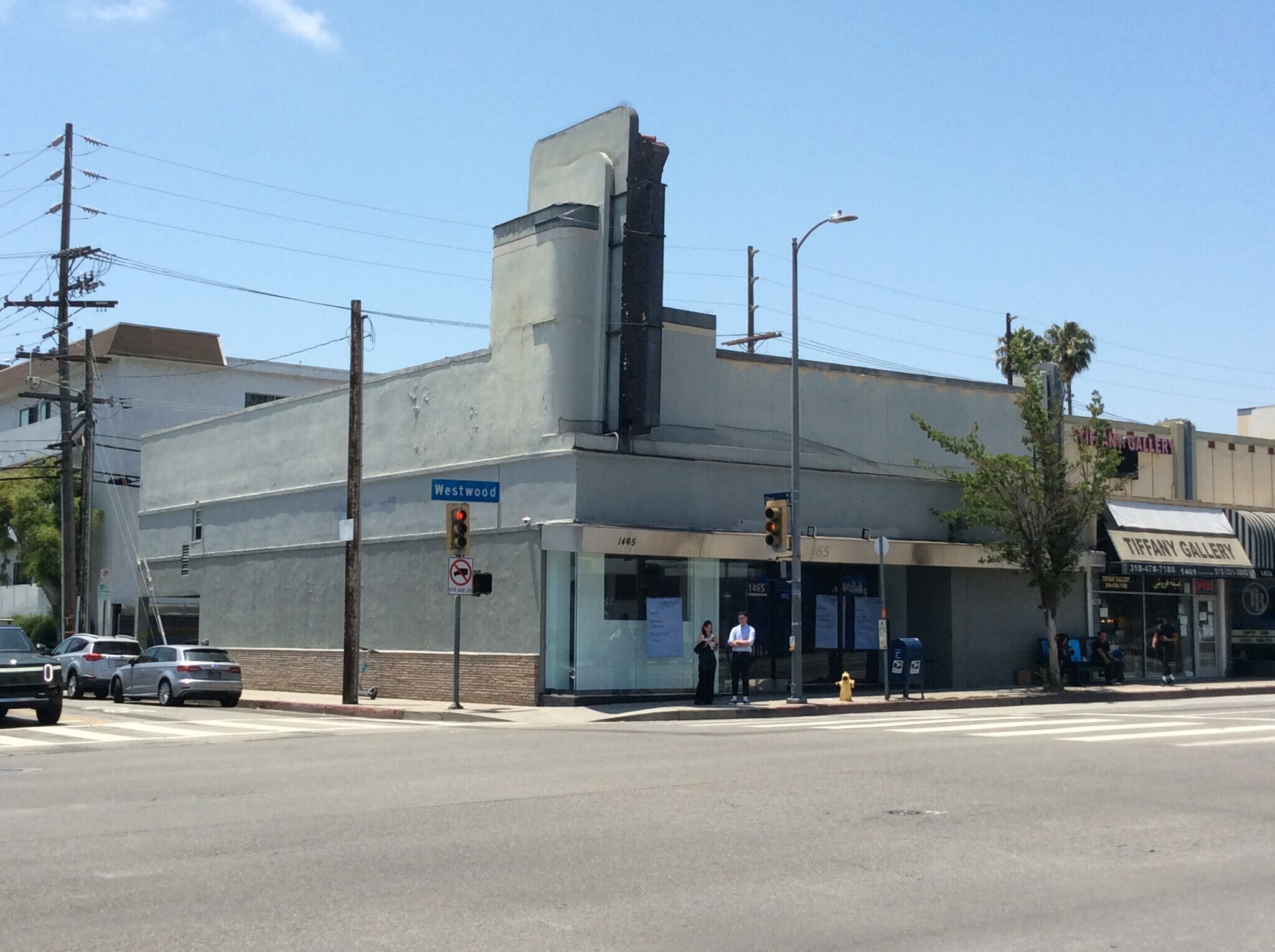 1465 Westwood Blvd, Los Angeles, CA à louer Photo de l’immeuble– Image 1 sur 2