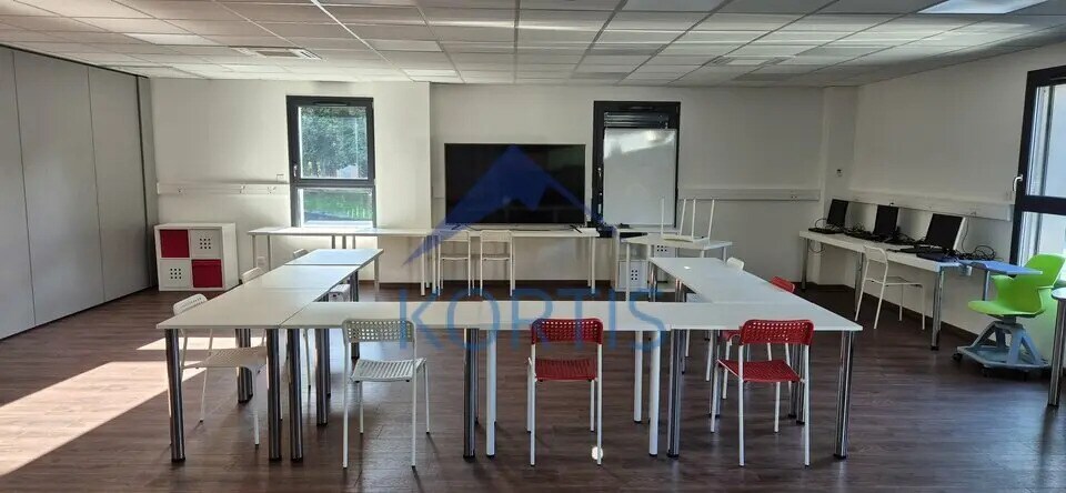 Bureau dans Bourg-en-Bresse à louer - Photo de l’immeuble – Image 2 sur 10