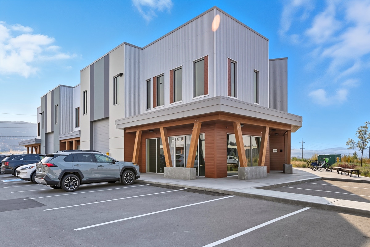 2175 Optic Crt, Kelowna, BC à louer Photo intérieure– Image 1 sur 11