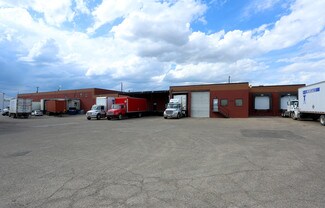 Plus de détails pour 8544-8560 126 Av NW, Edmonton, AB - Industriel/Logistique à louer