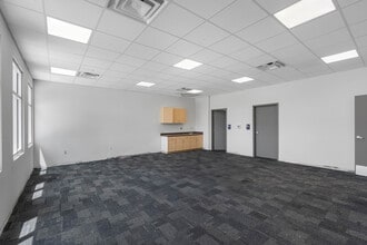 13901 Sheldon Rd, Tampa, FL à louer Photo de l’immeuble– Image 1 sur 4