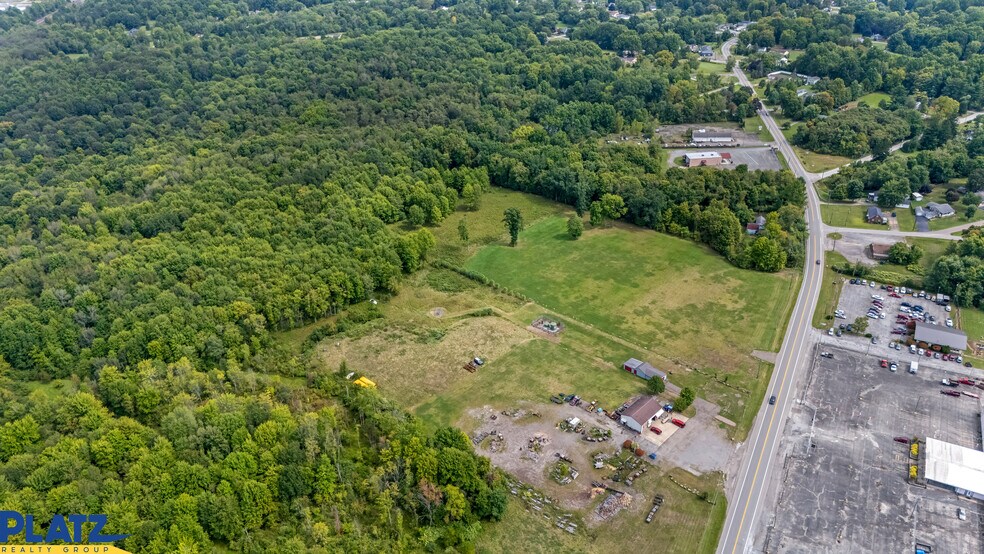 5699 Youngstown Hubbard Road, Hubbard, OH à vendre - Photo de l’immeuble – Image 2 sur 5