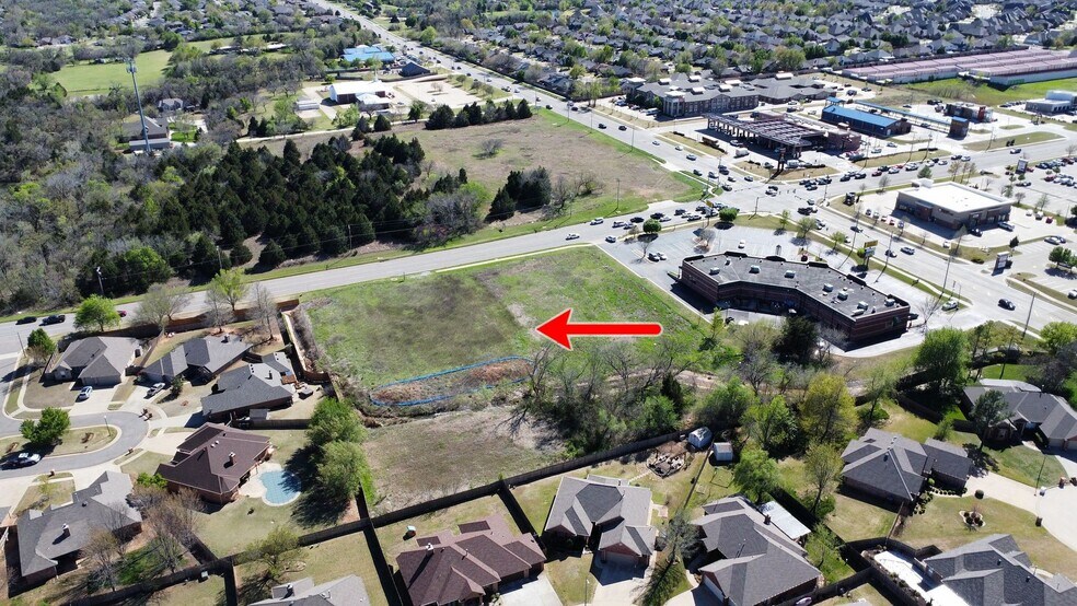 NW 178th & N Western Ave, Edmond, OK à vendre - Photo de l’immeuble – Image 3 sur 4