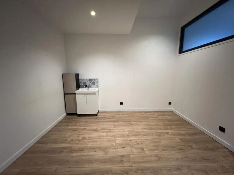 Bureau dans Reims à louer - Photo de l’immeuble – Image 3 sur 4