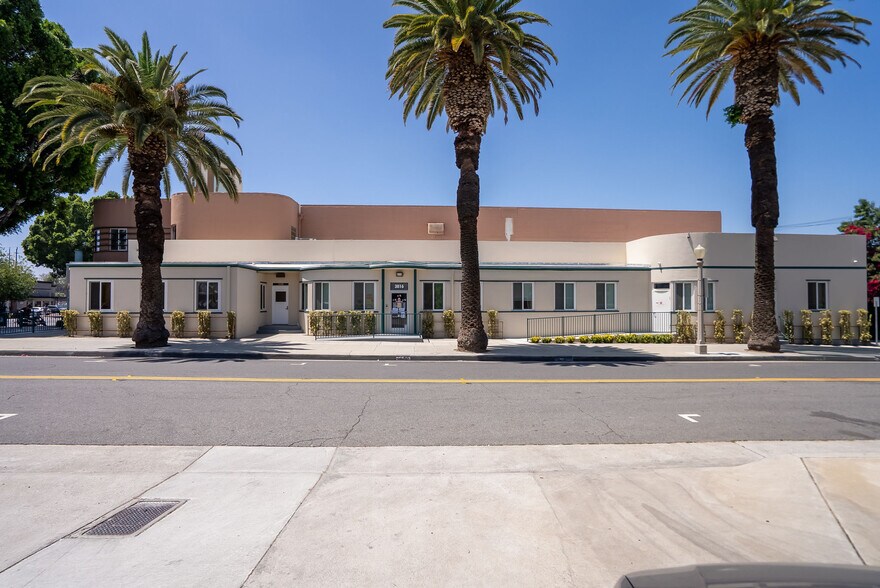 4205-4241 Market St, Riverside, CA à louer - Photo de l’immeuble – Image 1 sur 5