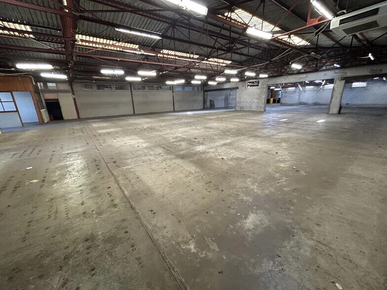 Local d'activités dans Saint-Paul-lès-Dax à vendre - Photo intérieure – Image 2 sur 2