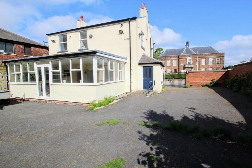 4 High St, Prescot à vendre - Photo de l’immeuble – Image 3 sur 35