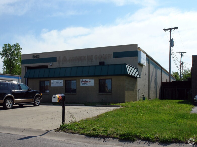843 Warehouse Rd, Toledo, OH à louer - Photo de l’immeuble – Image 2 sur 3