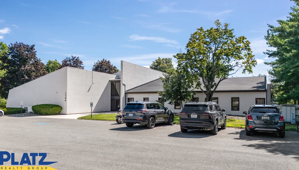 1704 North Rd, Warren, OH à louer - Photo de l’immeuble – Image 2 sur 7