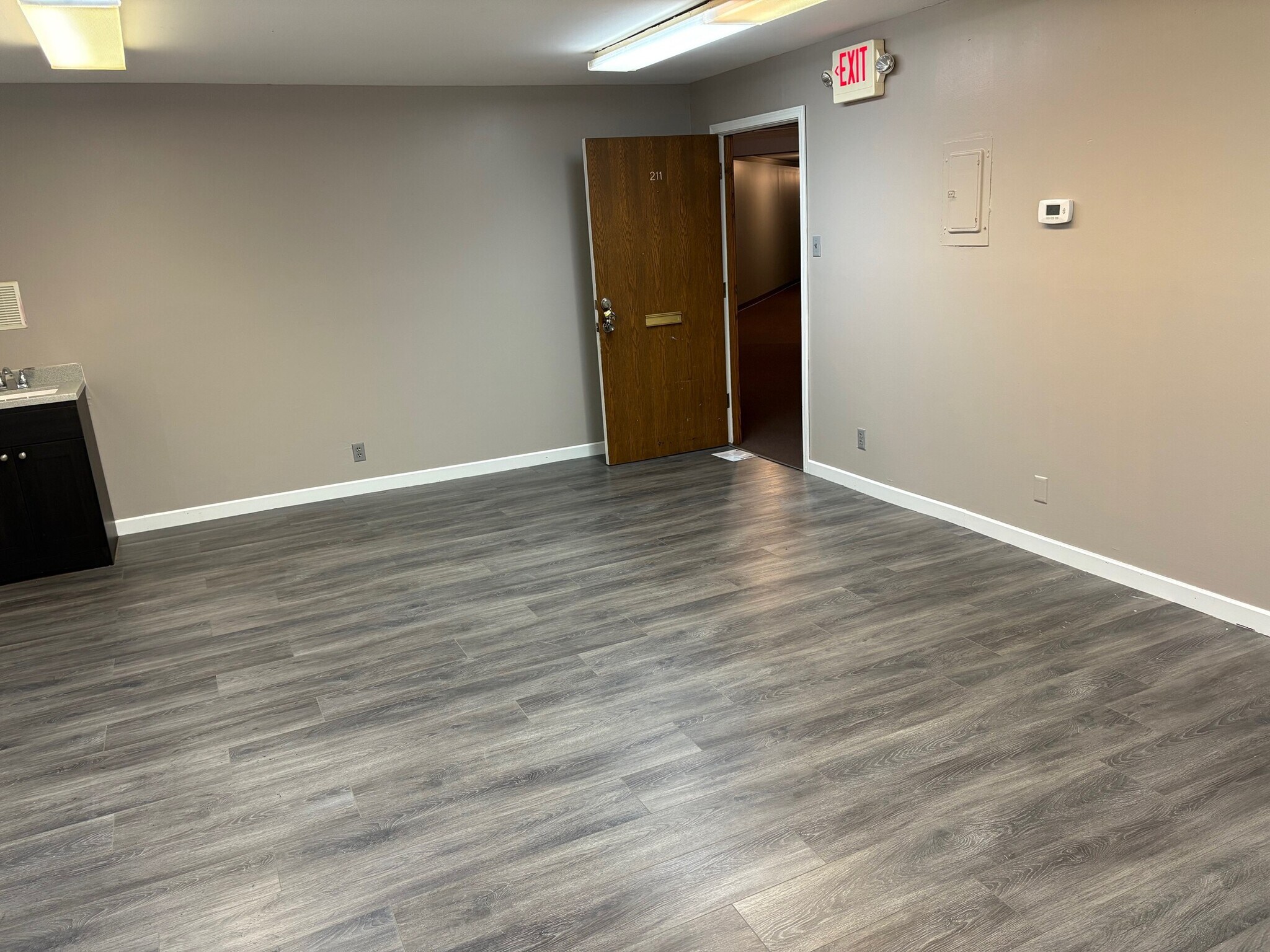 3145-3159 Fee Fee Rd, Bridgeton, MO à louer Photo intérieure– Image 1 sur 3