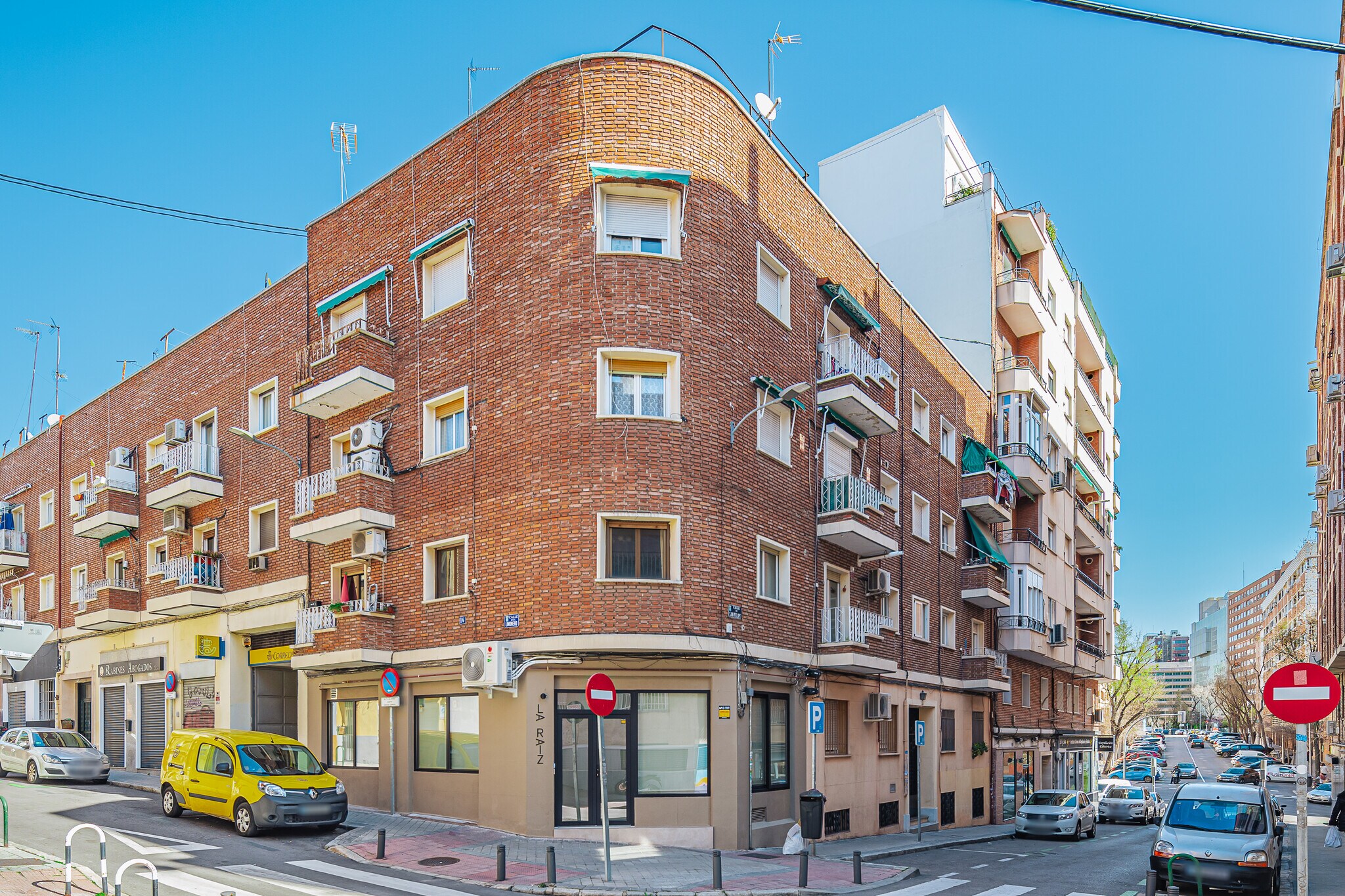Local commercial dans Madrid, Madrid à louer Plan d’étage– Image 1 sur 3