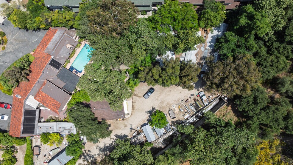 6320 Honolulu Ave, La Crescenta, CA à vendre - Aérien – Image 2 sur 17