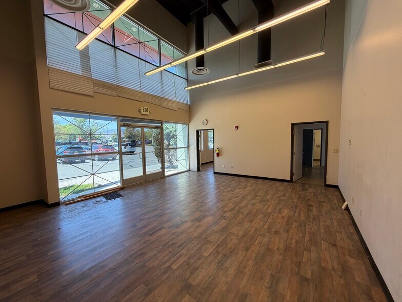 920 Matley Ave, Reno, NV à louer - Photo de l’immeuble – Image 3 sur 7