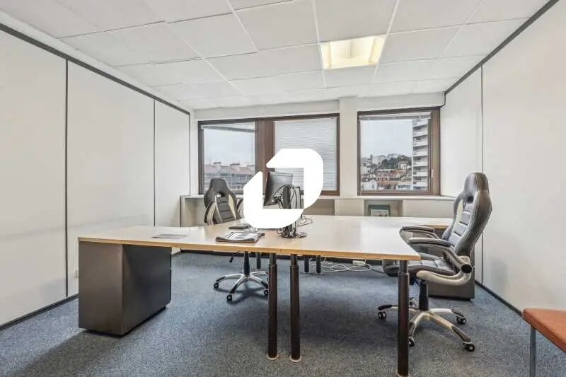 Bureau dans Suresnes à vendre - Photo de l’immeuble – Image 3 sur 6