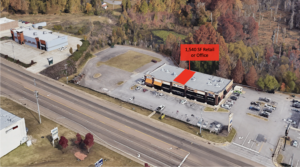 2162 S Highland Ave, Jackson, TN à louer - Photo de l’immeuble – Image 1 sur 2