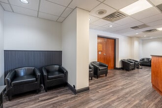 183 S Bloomingdale Rd, Bloomingdale, IL à louer Photo intérieure– Image 2 sur 20