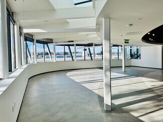 Plus de détails pour 3221 Donald Douglas Loop S, Santa Monica, CA - Bureau à louer