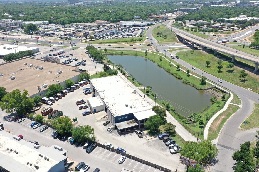 901 Reinli St, Austin, TX à vendre - Photo de l’immeuble – Image 2 sur 6