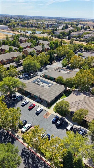 1930 Del Paso Rd, Sacramento, CA à vendre - Vidéo sur l’annonce professionnelle – Image 2 sur 39