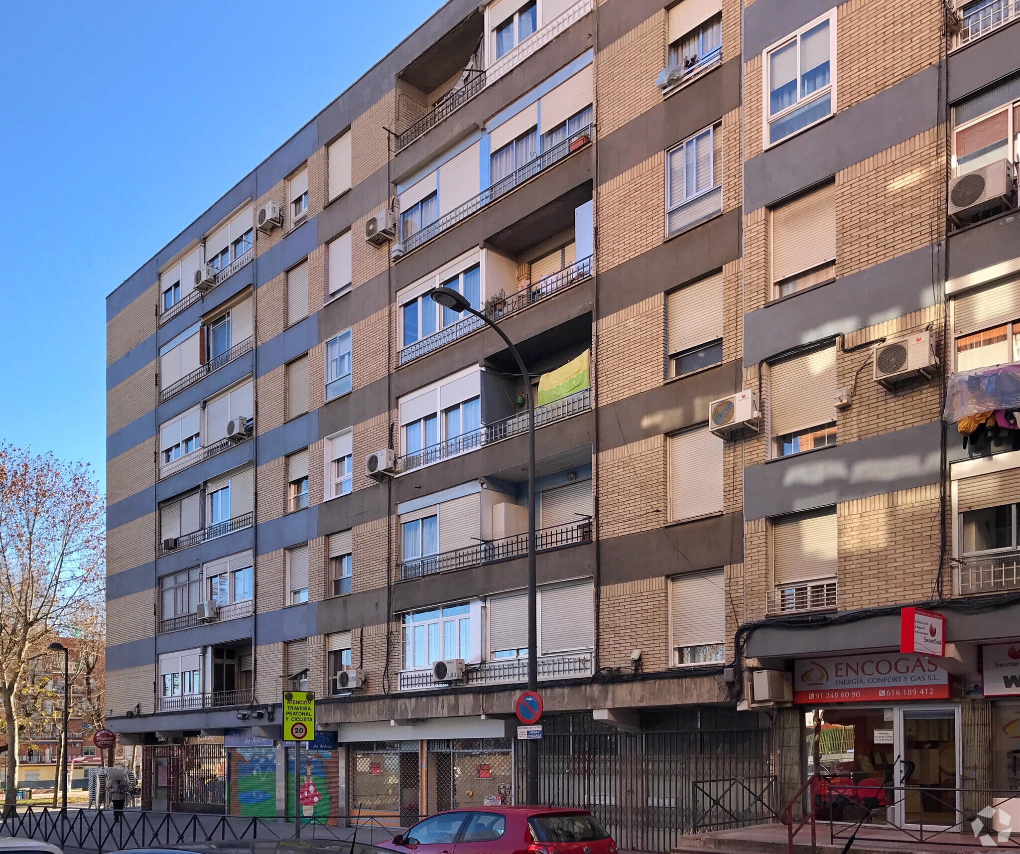 Local commercial dans Getafe, Madrid à louer Photo principale– Image 1 sur 3